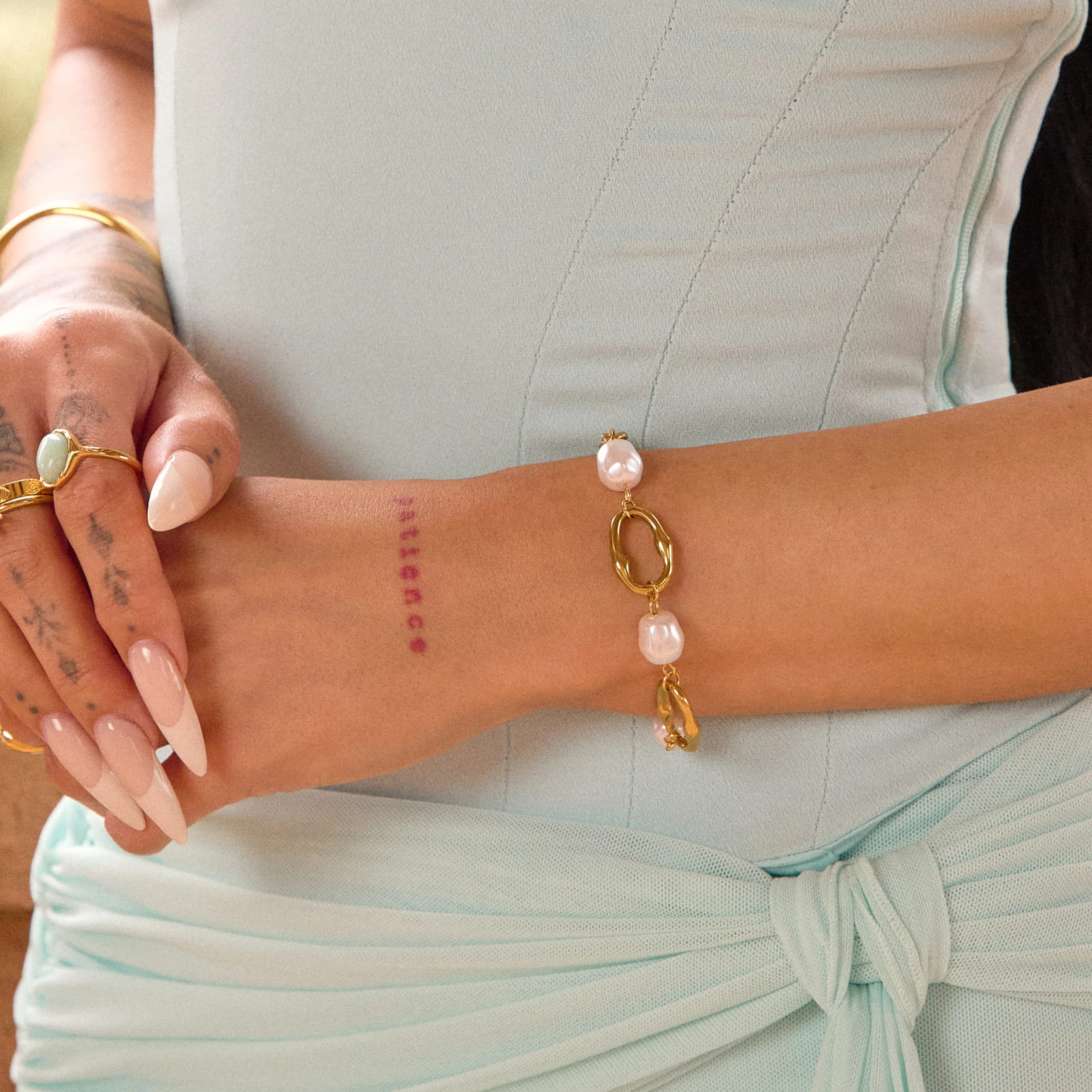 Caicos Tbar Pearl Bracelet - Image 3