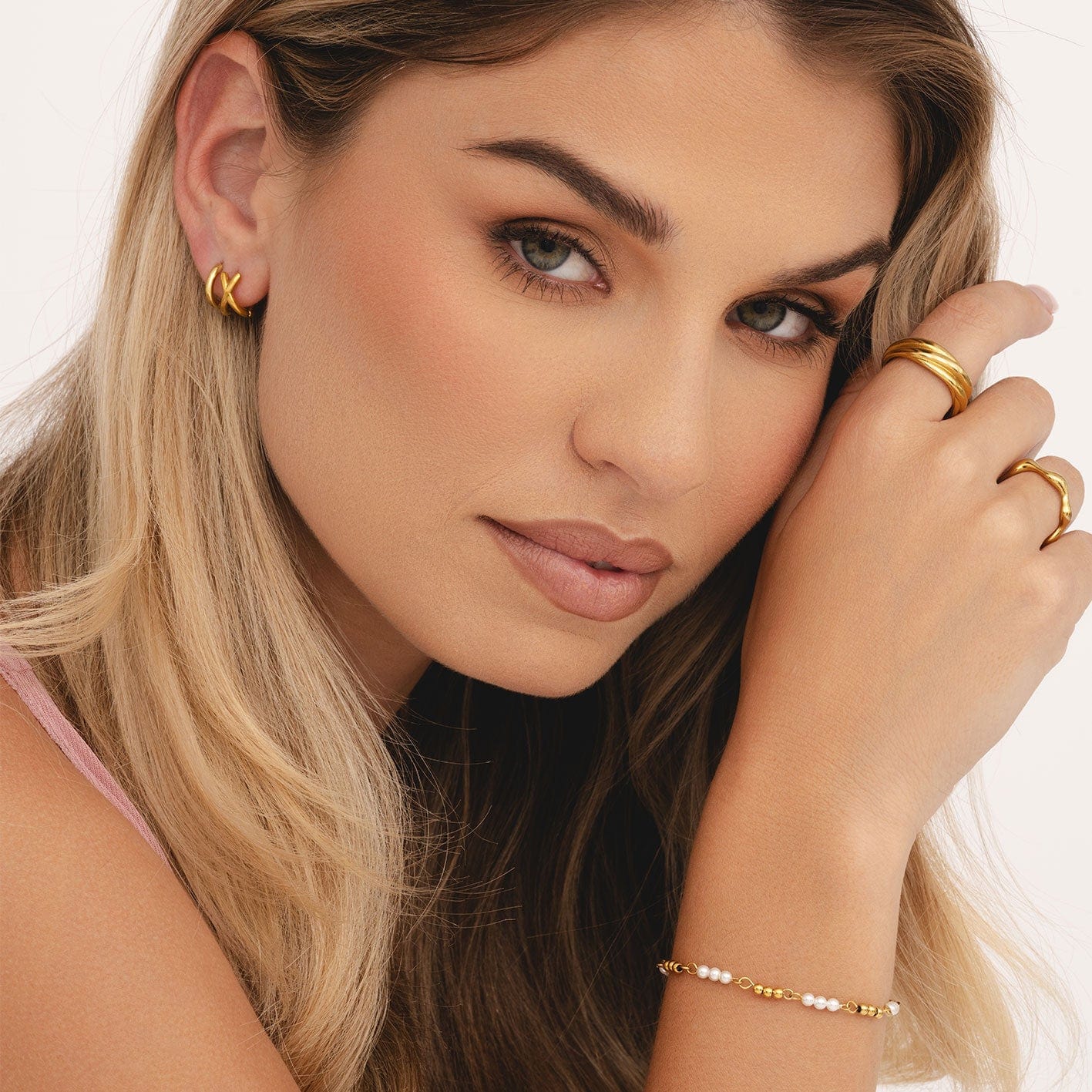 Cosmo Pearl Bracelet - Image 2