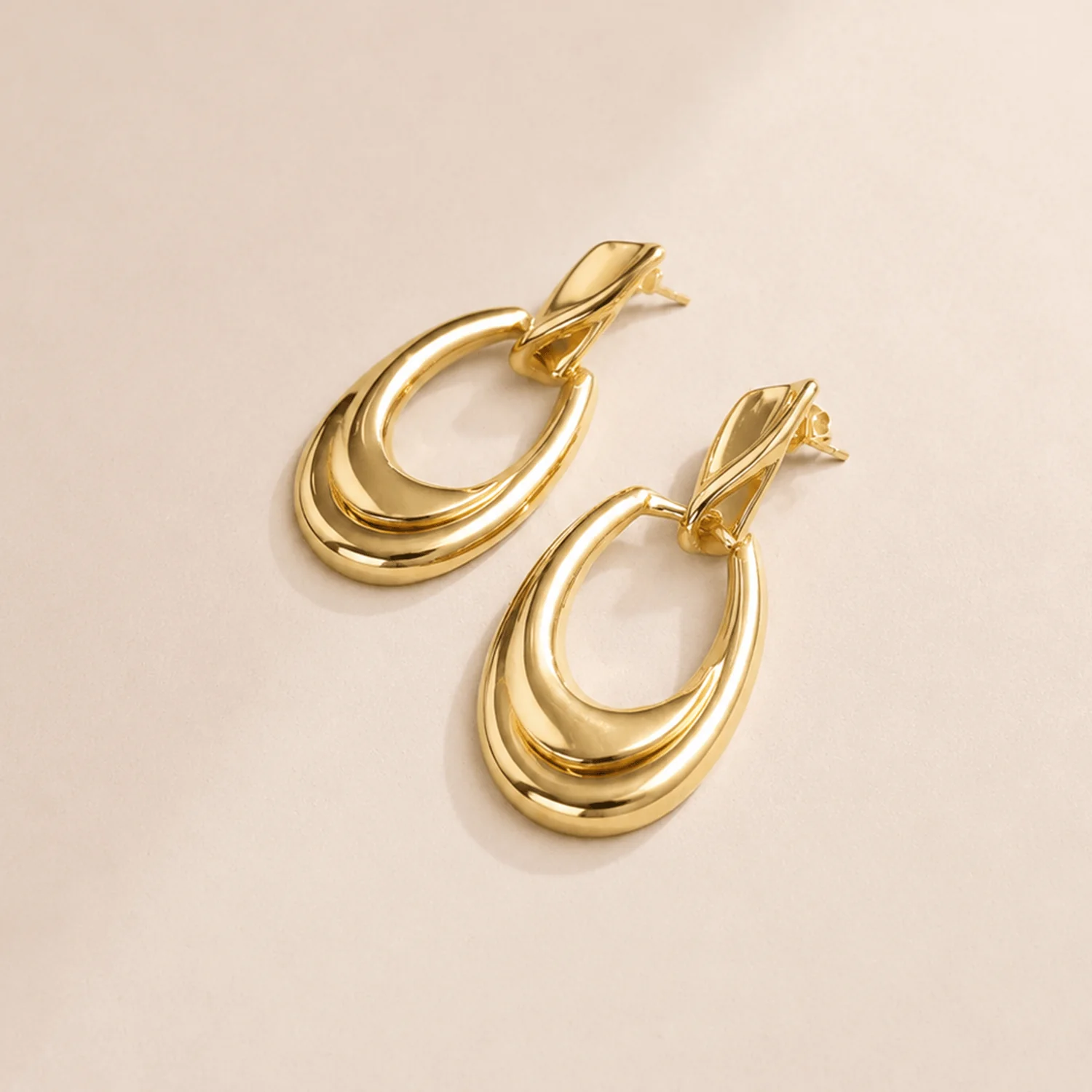 Solis Stud Earrings - Image 3
