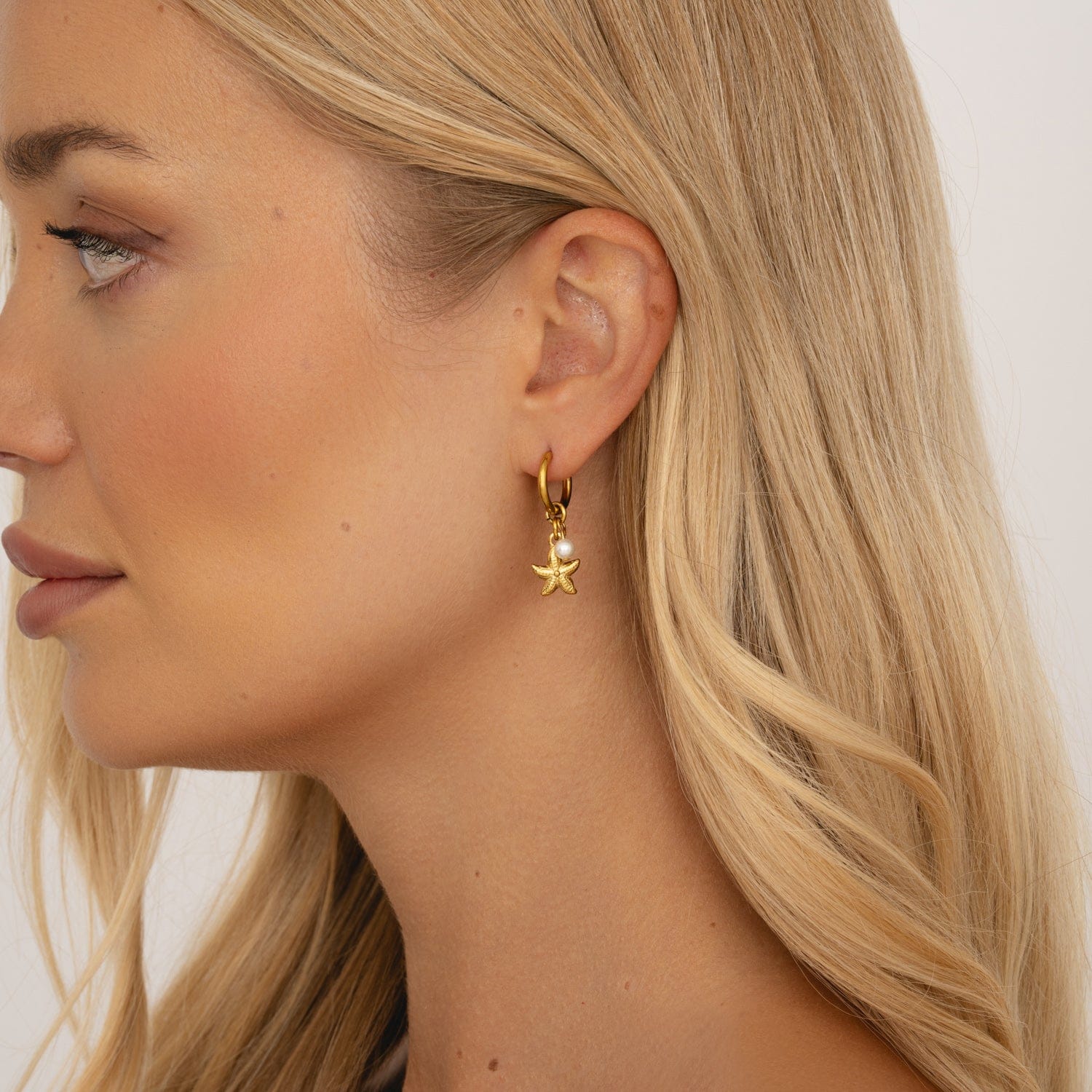 Zuri Pearl Starfish Earrings - Image 4